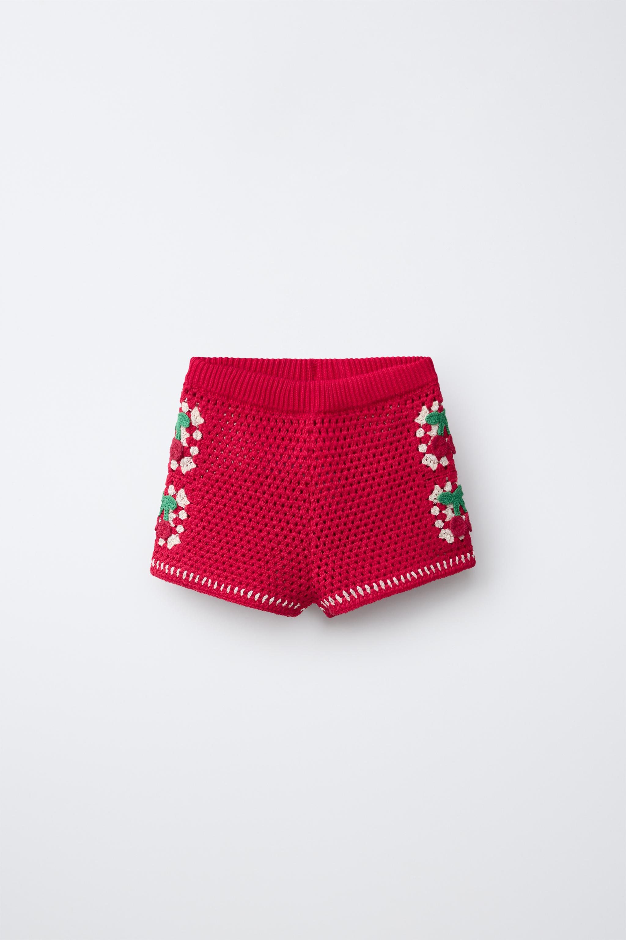 SHORT EN MAILLE CROCHET CERISES